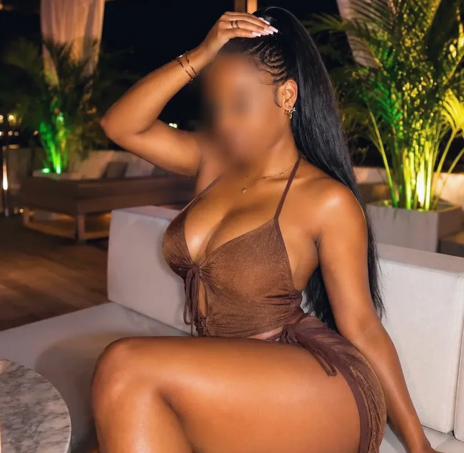 Fabienne, 27