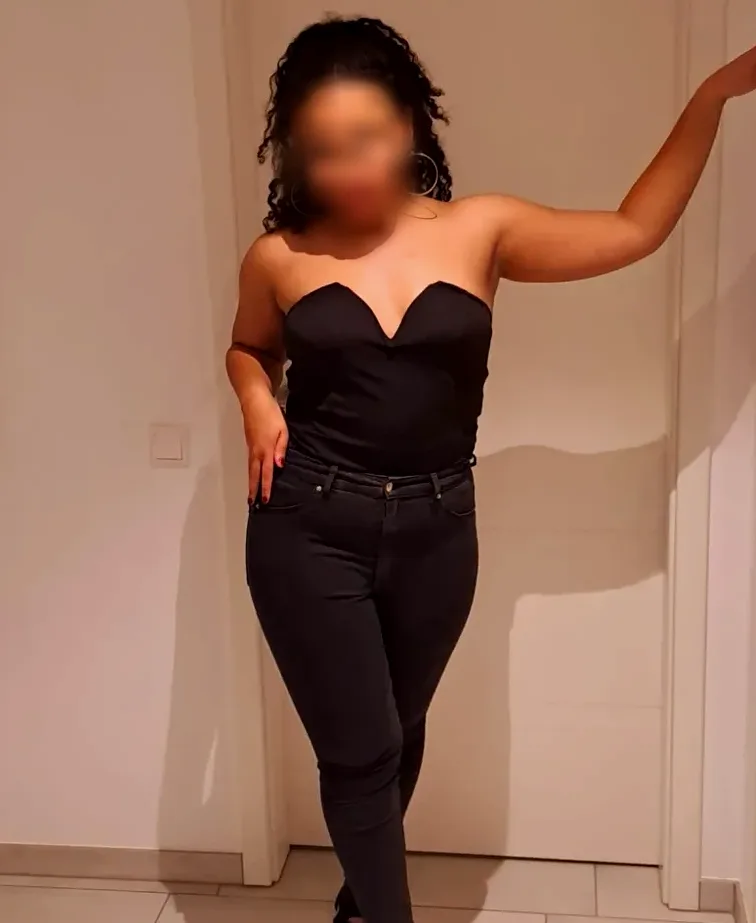 Katharina, 27