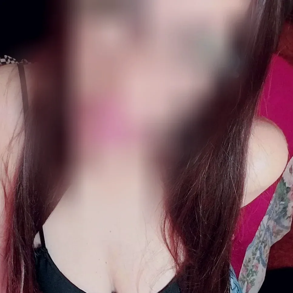 Romy, 37
