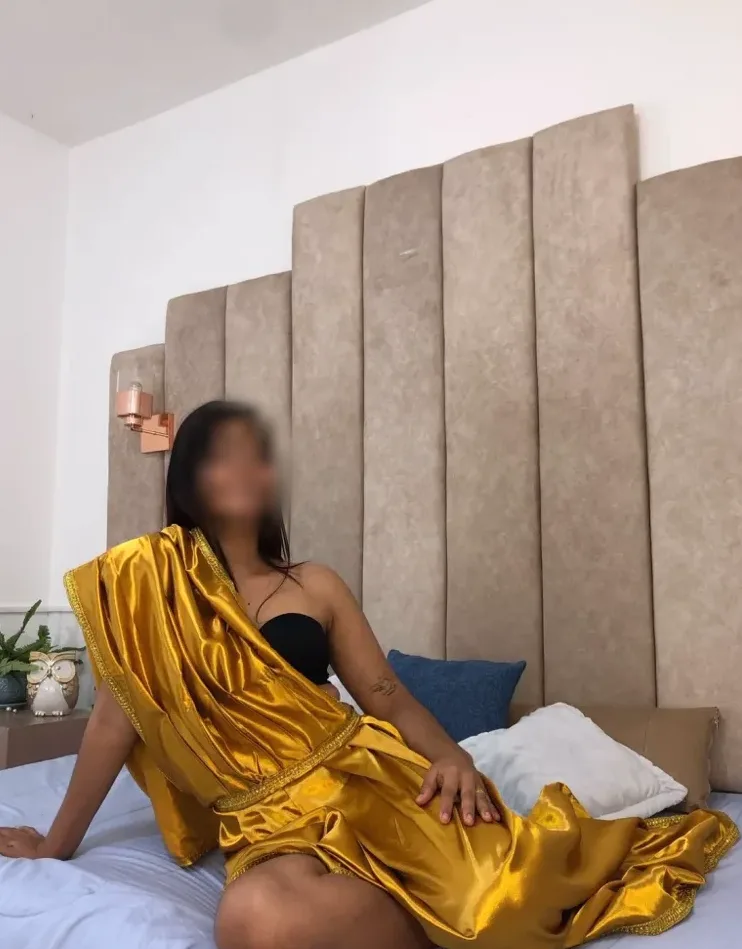 Sina, 20